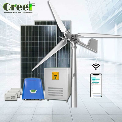 شبكة ربط العاكس مروحة الطاقة الشمسية الهجين الملعب توربينات الرياح 5KW لتوليد الكهرباء