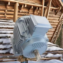 المحرك المتزامن المتحول ثلاثي المراحل المغناطيس الدائم المحرك القوة المسموح بها 750W-5MW لتطبيقات المحرك