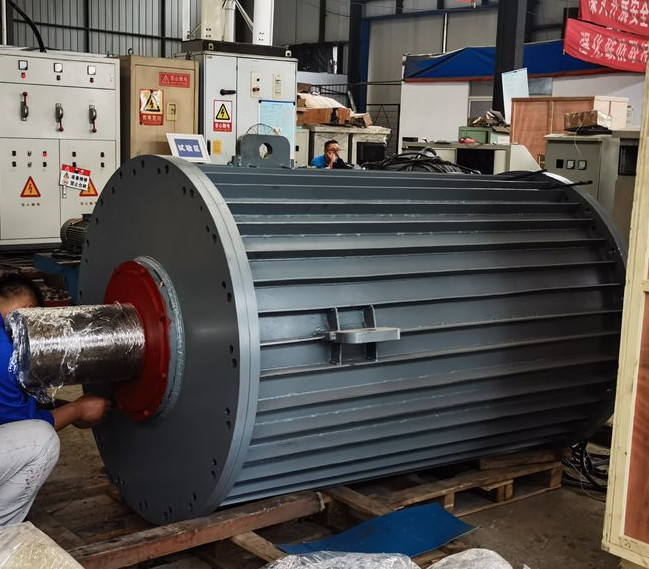 20RPM 100RPM مولد مغناطيس دائم ثلاثي المراحل منخفض الدوران 200KW 500KW مولدات المياه نهر PMG عاكس