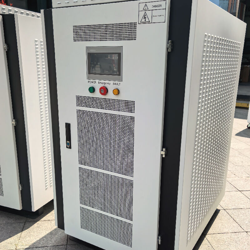 محول هجين Pwm الجهد الثابت 700dc جهاز تحكم الرياح باستخدام وضع الاتصال اللاسلكي يوفر الأداء في البيئات القاسية